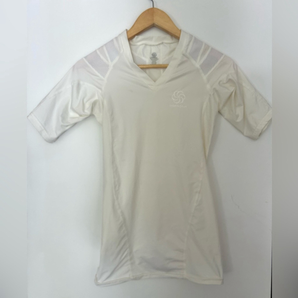 Intelliskin Top Posture Compression
Short Sleeve Tee Stretch V-Neck
Women M - Picture 2 of 9